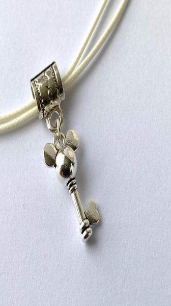100pcs tibetan silver mouse most key charms pendant dangle beads for jewelry making european bracelet6625965, Bronze;silver
100pcs tibetan silver mouse most key charms pendant dangle beads for jewelry making european bracelet6625965, Bronze;silver