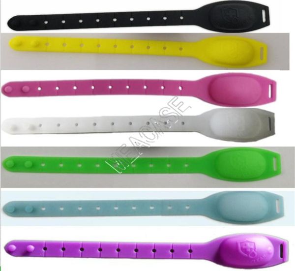 designer hand sanitizer wrist bracelet silicone hand sanitizer gel alcohol degerming wristband dispensing portable wearable saniti6618902, Red;brown
designer hand sanitizer wrist bracelet silicone hand sanitizer gel alcohol degerming wristband dispensing portable wearable saniti6618902, Red;brown
