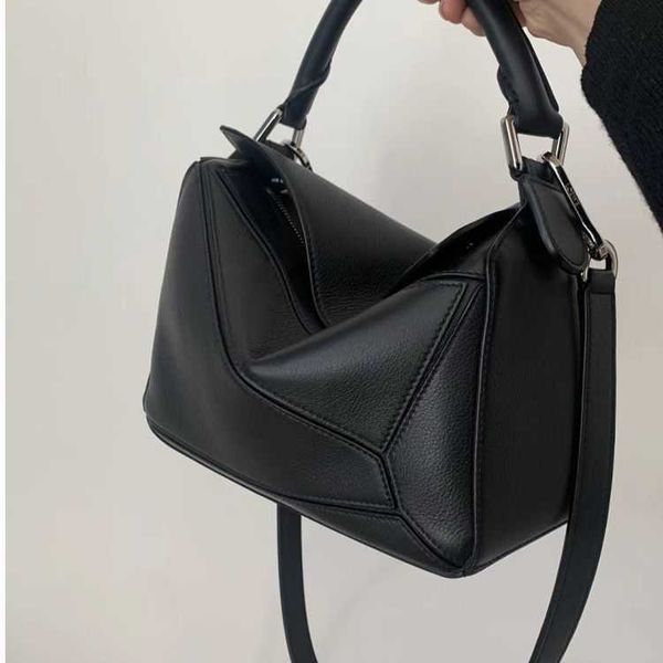 mini designer classical bag beach bags spain 2023 puzzle genuine leather girl handheld spliced soft loewz women's single shoulder cross
mini designer classical bag beach bags spain 2023 puzzle genuine leather girl handheld spliced soft loewz women's single shoulder cross