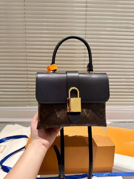 5a quality luxury women shoulder bag crossbody chain bags fashion small messenger bago female handbags leather tote fashion bag cross body p
5a quality luxury women shoulder bag crossbody chain bags fashion small messenger bago female handbags leather tote fashion bag cross body p