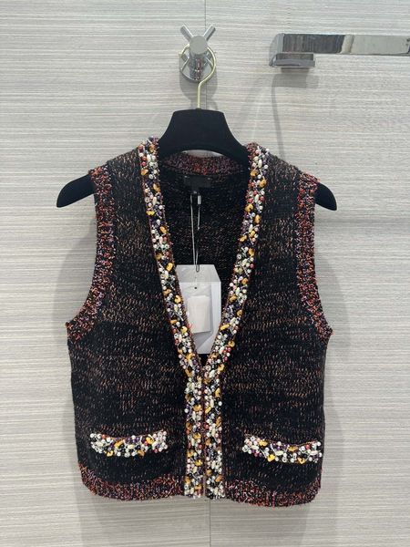 milan runway jackets 2023 new autumn v neck sleeveless brand same style coats women's designer outerwear 0427-1, Black;brown
milan runway jackets 2023 new autumn v neck sleeveless brand same style coats women's designer outerwear 0427-1, Black;brown