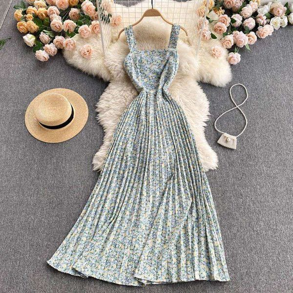 sweet floral dress womens summer goddess temperament heavy duty pleated chiffon vacation style strap, Black;gray
sweet floral dress womens summer goddess temperament heavy duty pleated chiffon vacation style strap, Black;gray
