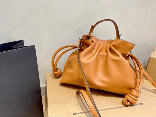 lowe bag girl loewz spain designer classical bags bag women's bucket shoulder blessing 2023 flamenco fashion totes beach leather crossb
lowe bag girl loewz spain designer classical bags bag women's bucket shoulder blessing 2023 flamenco fashion totes beach leather crossb