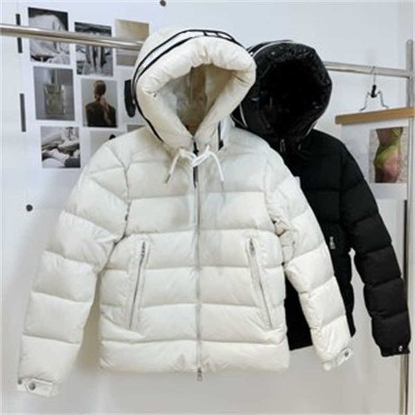 mens down jacket winter warm coat 2 colors fashion outdoor clothes lightweight soft protect against cold understated luxury hoodie designer, Black
mens down jacket winter warm coat 2 colors fashion outdoor clothes lightweight soft protect against cold understated luxury hoodie designer, Black