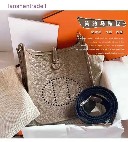 designer hemrres bag evelynn shoulder evelyns one crossbody leather womens bag casual versatile layer cowhide bucket litchi pattern handbag
designer hemrres bag evelynn shoulder evelyns one crossbody leather womens bag casual versatile layer cowhide bucket litchi pattern handbag