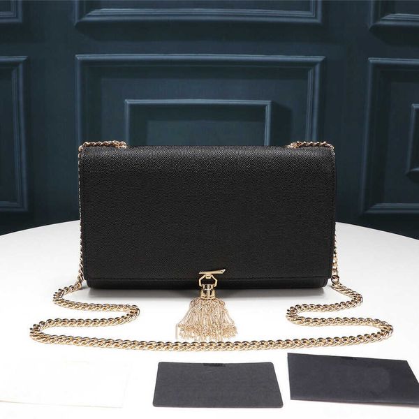 mirror quality designer tassels bags women chian classic shoulder bag leather armpit bag leather crossbody luxurys handbag 230807
mirror quality designer tassels bags women chian classic shoulder bag leather armpit bag leather crossbody luxurys handbag 230807