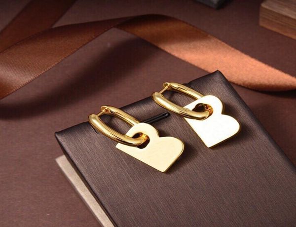 designer pearl gold stud earrings for women earring luxurys designers fashion jewelry hoop heart earrings d2111065z3979643, Golden;silver
designer pearl gold stud earrings for women earring luxurys designers fashion jewelry hoop heart earrings d2111065z3979643, Golden;silver