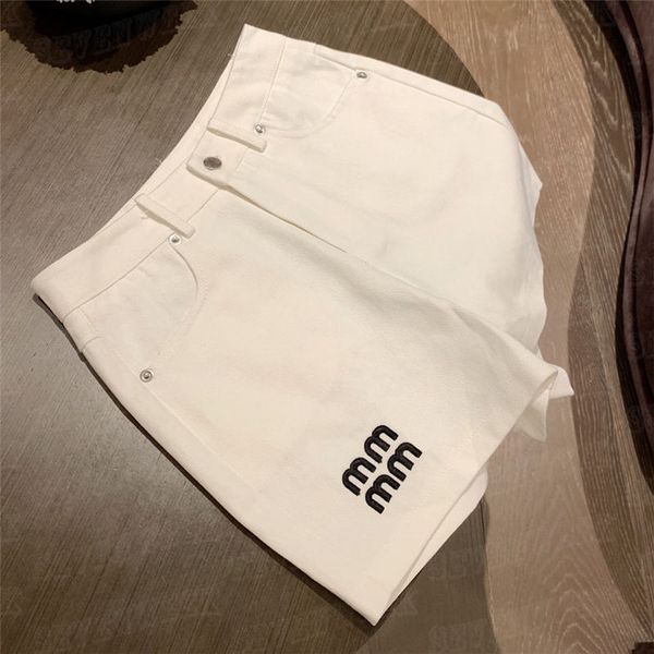 designer letter denim shorts for women summer casual short pants cool girl high street mini shorts streetwear, White;black
designer letter denim shorts for women summer casual short pants cool girl high street mini shorts streetwear, White;black