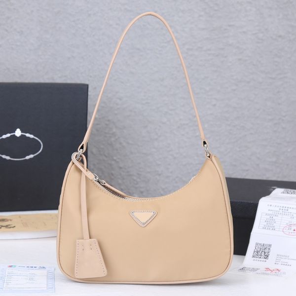 designer shopping underarm bag diamond soft shoulder bag zipper strap handbag channel metal chain
designer shopping underarm bag diamond soft shoulder bag zipper strap handbag channel metal chain