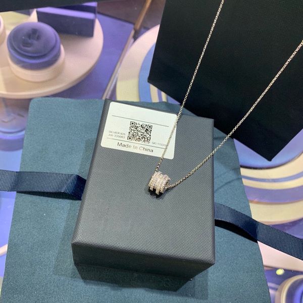 luxurys designers necklaces pendant necklaces for women with earrings link chain fashion jewelry accessories good, Silver
luxurys designers necklaces pendant necklaces for women with earrings link chain fashion jewelry accessories good, Silver