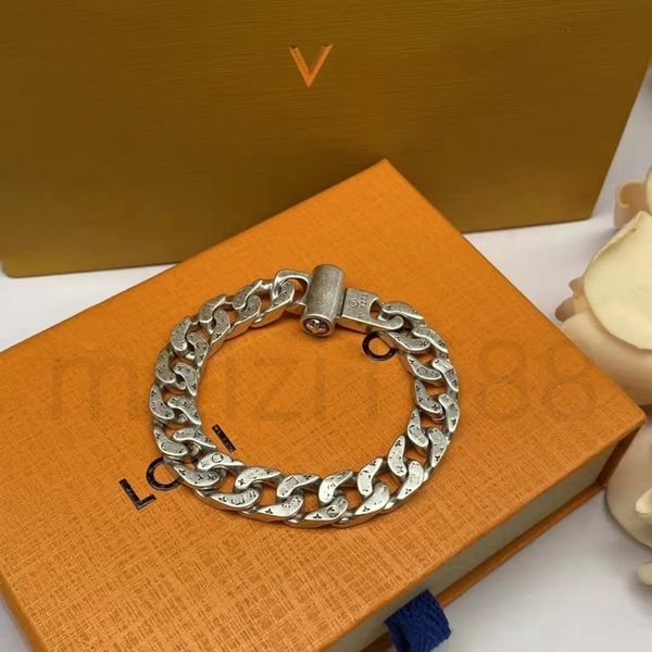 exquisite charm bracelets jewelry designer chain fashion luxury women men bracelet with box gift bag card 20 styles, Black
exquisite charm bracelets jewelry designer chain fashion luxury women men bracelet with box gift bag card 20 styles, Black