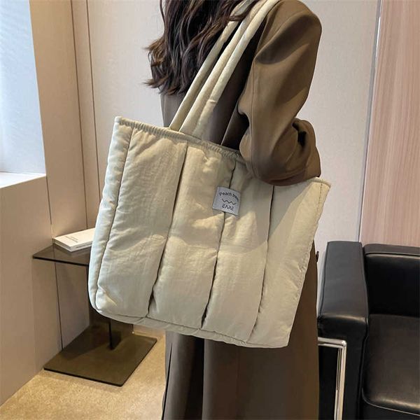 simple and fashionable down jacket bag women's bag autumn and winter new high-capacity commuting bag small crowd special bag shoulder b
simple and fashionable down jacket bag women's bag autumn and winter new high-capacity commuting bag small crowd special bag shoulder b