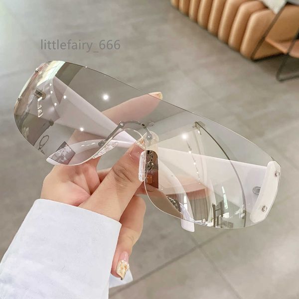 2023 trendy rimless sunglasses women mirror sports y2k sun glasses men uv400 punk shades colorful fashion eyewear gafas de sol, White;black
2023 trendy rimless sunglasses women mirror sports y2k sun glasses men uv400 punk shades colorful fashion eyewear gafas de sol, White;black