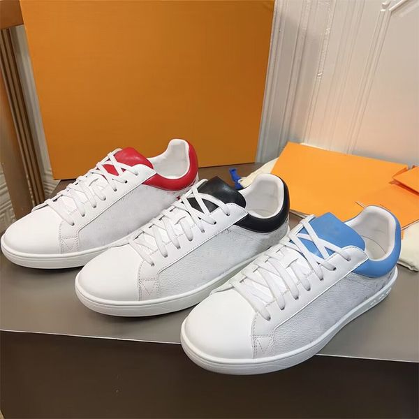 luxury designer sneaker casual shoes mens trainer white grained calf leather skate shoe embossed letter flower runner sneakers size 38-45, Black
luxury designer sneaker casual shoes mens trainer white grained calf leather skate shoe embossed letter flower runner sneakers size 38-45, Black