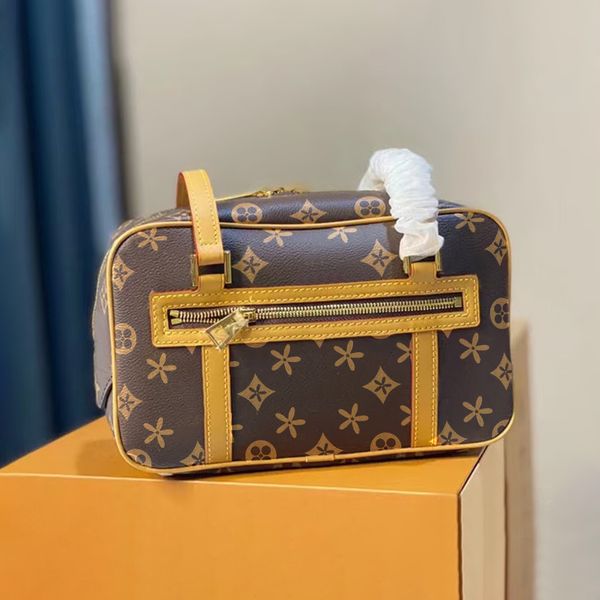 m46321 cite cross body bags womens man luxury purse genuine leather handbags designer travel brown flower pochette clutch bag zipper outer p
m46321 cite cross body bags womens man luxury purse genuine leather handbags designer travel brown flower pochette clutch bag zipper outer p
