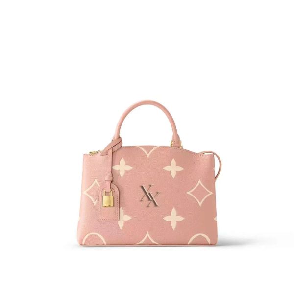 designer shoulder totes fashion genuine leather luxurys women handbags square tote bag cover lock crossbody phone beach bags messenger bags
designer shoulder totes fashion genuine leather luxurys women handbags square tote bag cover lock crossbody phone beach bags messenger bags