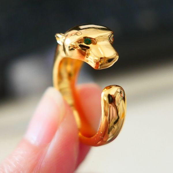 wedding rings smooth leopard rings animal panther ring with green stone adjustable size for couples men women copper party jewelry 230713, Slivery;golden
wedding rings smooth leopard rings animal panther ring with green stone adjustable size for couples men women copper party jewelry 230713, Slivery;golden