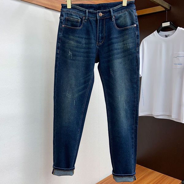 the highest version in the market is very comfortable soft skincare and notch fashion jeans, Blue
the highest version in the market is very comfortable soft skincare and notch fashion jeans, Blue