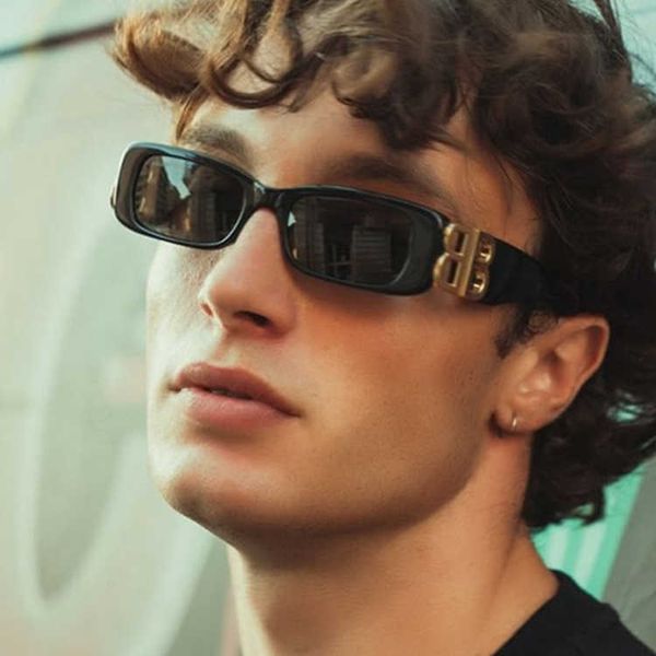 fashion square small frame 2021 new versatile simple net red street sunglasses trend, White;black
fashion square small frame 2021 new versatile simple net red street sunglasses trend, White;black