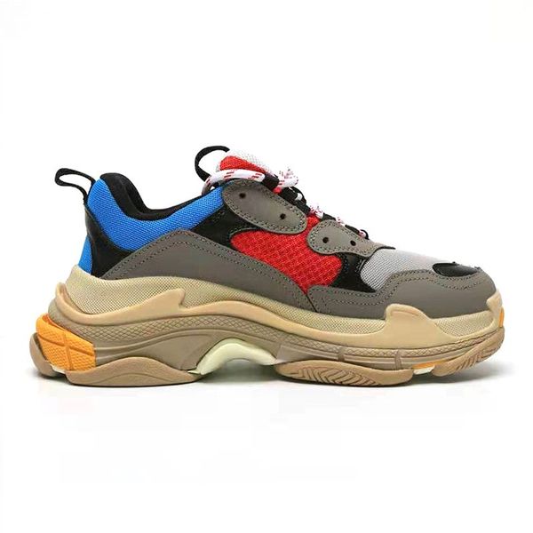 new men women black white blue red green yellow bred mens platform trainer triple s sneaker luxury designer casual shoes
new men women black white blue red green yellow bred mens platform trainer triple s sneaker luxury designer casual shoes