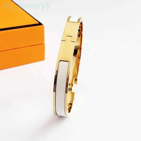 new designer h letter bangle luxury brand enamel bracelets men and women fashion bracelets everyday accessories party wedding valentine', Black
new designer h letter bangle luxury brand enamel bracelets men and women fashion bracelets everyday accessories party wedding valentine', Black