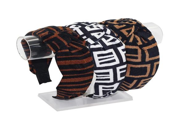 classic vintage designer letters printed bowknot headband simple retro women wide edge cross knotted hair hoop turban headwr2968345, Silver
classic vintage designer letters printed bowknot headband simple retro women wide edge cross knotted hair hoop turban headwr2968345, Silver