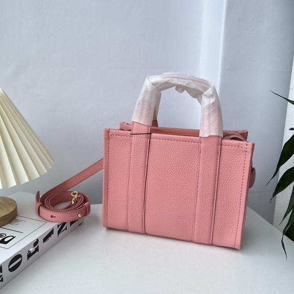 designer bags crossbody bags handbag lady bag canvas leather with strap luxury fashion totes bags muti color for shopping travel 26 cm with
designer bags crossbody bags handbag lady bag canvas leather with strap luxury fashion totes bags muti color for shopping travel 26 cm with