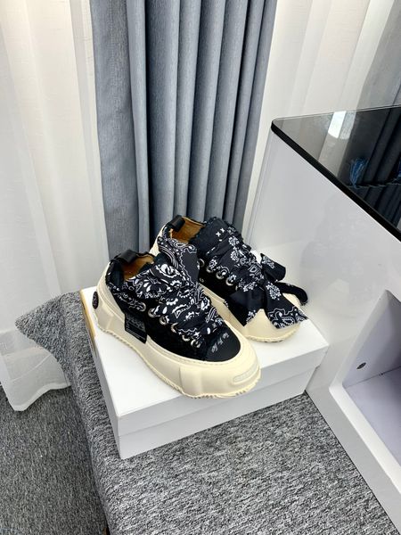 xvessel vanness wu same canvas shoes for women hidden lovers casual low high smile beggar shoes for men and women size 35-44
xvessel vanness wu same canvas shoes for women hidden lovers casual low high smile beggar shoes for men and women size 35-44