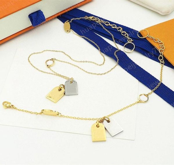 luxurys designers pendant necklaces fashion bracelets for men women necklace jewelry set no box9155878, Silver
luxurys designers pendant necklaces fashion bracelets for men women necklace jewelry set no box9155878, Silver