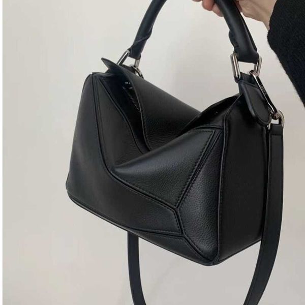 soft girl loewz designer classical bag beach bags spain 2023 puzzle genuine leather mini handheld spliced women's single shoulder cross
soft girl loewz designer classical bag beach bags spain 2023 puzzle genuine leather mini handheld spliced women's single shoulder cross