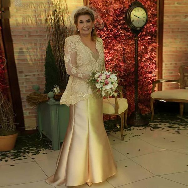 elegant gold mermaid mother of the bride dresses lace appliques long sleeves v-neck groom mom wedding party gowns guest formal wear plus siz, Black;red
elegant gold mermaid mother of the bride dresses lace appliques long sleeves v-neck groom mom wedding party gowns guest formal wear plus siz, Black;red