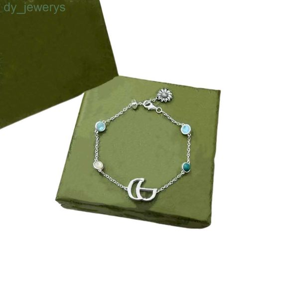 new luxury classic designer bracelet love bracelet silver chain green gemstone for girl wedding mother' day fashion jewelry women gift, Golden;silver
new luxury classic designer bracelet love bracelet silver chain green gemstone for girl wedding mother' day fashion jewelry women gift, Golden;silver
