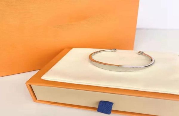 luxury designer bangles bracelet opening for women and men silver letter bracelet fashion jewelry6026892, Black
luxury designer bangles bracelet opening for women and men silver letter bracelet fashion jewelry6026892, Black