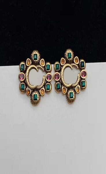 2022 new fashion letter stud earrings aretes orecchini ladies colored diamonds gems brand designer earring9851435, Golden;silver
2022 new fashion letter stud earrings aretes orecchini ladies colored diamonds gems brand designer earring9851435, Golden;silver