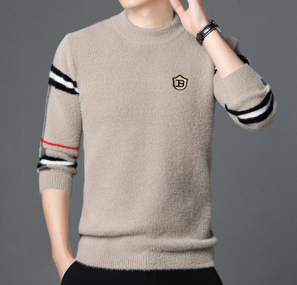 men's sweaters designer new fashion round neck luxury knitted men embroidery warm woolen sweaters, White;black
men's sweaters designer new fashion round neck luxury knitted men embroidery warm woolen sweaters, White;black