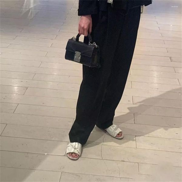 slippers the row fashionable genuine leather sandals soft silk pleated flat bottom women, Black
slippers the row fashionable genuine leather sandals soft silk pleated flat bottom women, Black