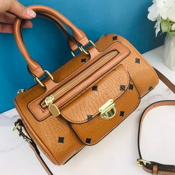 mm designer boston bags crossbody purse luxury handbags clutch women's designer wallet handbags 230715
mm designer boston bags crossbody purse luxury handbags clutch women's designer wallet handbags 230715
