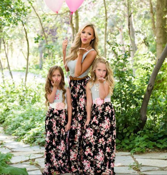 2017 family matching outfits mother and daughter striped dresses baby girls pink rose flower dress kids parent summer clothes6783960, Blue
2017 family matching outfits mother and daughter striped dresses baby girls pink rose flower dress kids parent summer clothes6783960, Blue