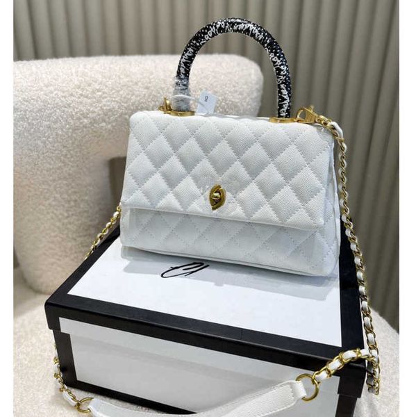 luxury fashion women's hand bags brand small lingge chain caviar fla calfskin bag women genuine leather mini handbags crossbody handbag
luxury fashion women's hand bags brand small lingge chain caviar fla calfskin bag women genuine leather mini handbags crossbody handbag