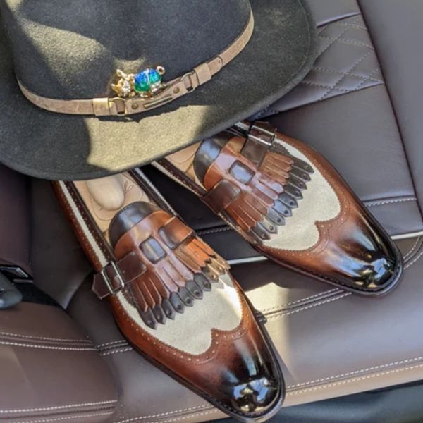 dress shoes men loafers shoes tassels round toe slip-on dress shoes for men handmade pu leather business fashion mens shoes 230713, Black
dress shoes men loafers shoes tassels round toe slip-on dress shoes for men handmade pu leather business fashion mens shoes 230713, Black
