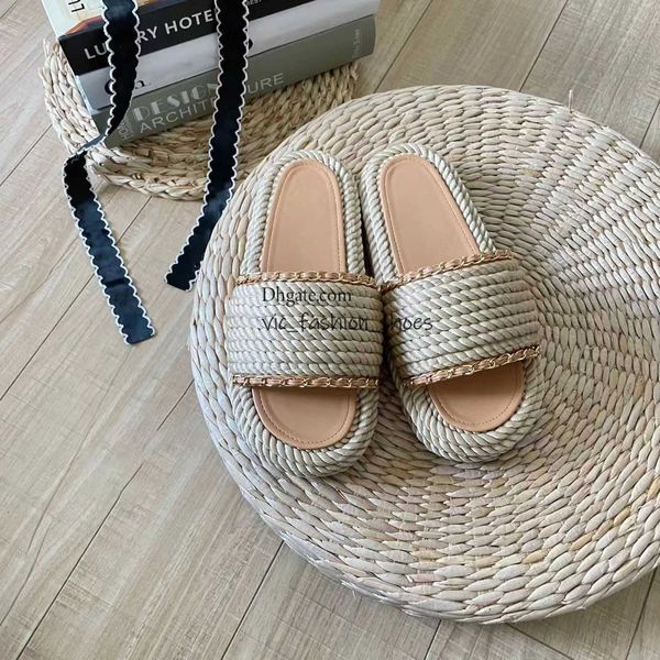 7a 2023 new fashion designer sandals leather platform slippers women ccity slide classic flip-flops summer hdsgs, Black
7a 2023 new fashion designer sandals leather platform slippers women ccity slide classic flip-flops summer hdsgs, Black