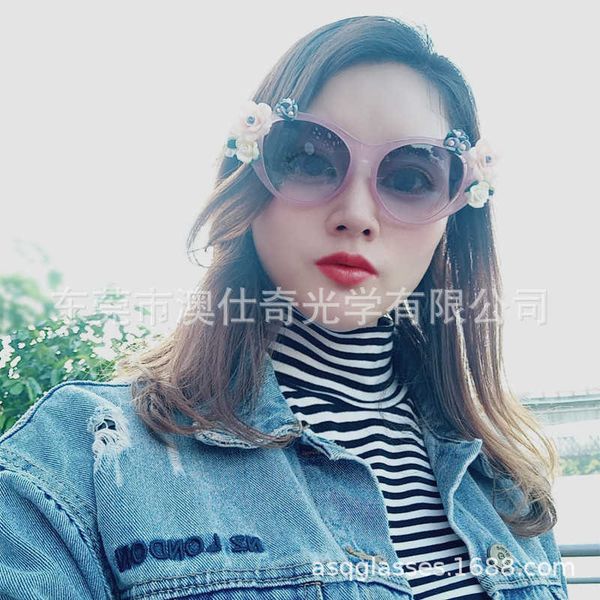 dongguan plastic lightweight women's polarized pink frame flower decoration sun shade sunglasses production, White;black
dongguan plastic lightweight women's polarized pink frame flower decoration sun shade sunglasses production, White;black
