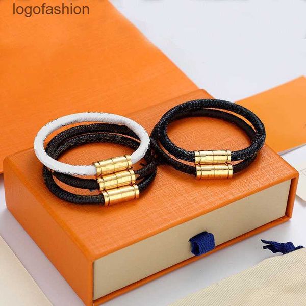 brand designer bracelet classic flower plaid leather rope gold silver buckle beads hand rope men women couple bracelets luxury fashion gift, Golden;silver
brand designer bracelet classic flower plaid leather rope gold silver buckle beads hand rope men women couple bracelets luxury fashion gift, Golden;silver