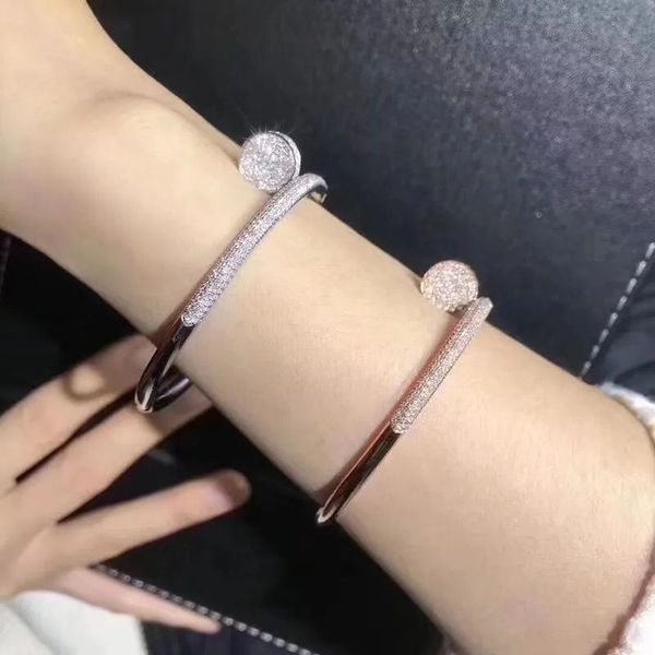 love bangle screw bangle designer bangle gold bangle 18k gold nail bracelet is all titanium alloy steel bangle designer craft jewelry gifts, Black
love bangle screw bangle designer bangle gold bangle 18k gold nail bracelet is all titanium alloy steel bangle designer craft jewelry gifts, Black
