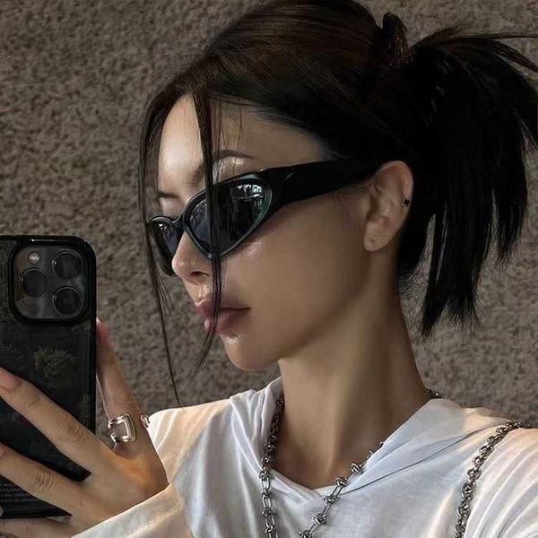 millennium future sense of technology punk sunglasses for men and women trendy online celebrity street pgraphy functional wind sunglasses 03, White;black
millennium future sense of technology punk sunglasses for men and women trendy online celebrity street pgraphy functional wind sunglasses 03, White;black