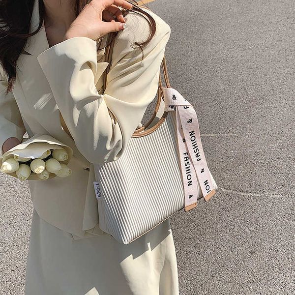 designer tote women's bag spring bag versatile ins large capacity tote bag niche design texture fashion shoulder bag casual
designer tote women's bag spring bag versatile ins large capacity tote bag niche design texture fashion shoulder bag casual