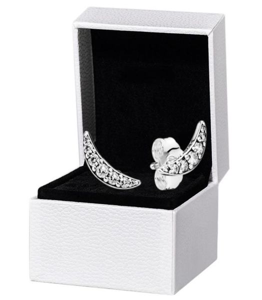 sparkling crescent moon stud earrings original box for 925 sterling silver cz crystal women party jewelry earring set6476734, Golden;silver
sparkling crescent moon stud earrings original box for 925 sterling silver cz crystal women party jewelry earring set6476734, Golden;silver