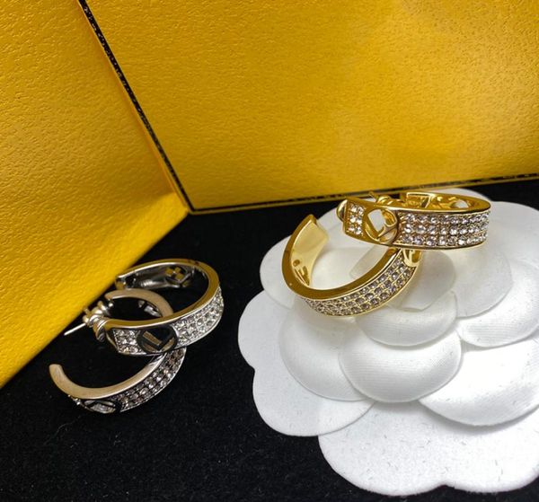 luxury circle pendant studs women diamond shinning earrings 2 colors personality designer earring trendy stud jewelry6419870, Golden;silver
luxury circle pendant studs women diamond shinning earrings 2 colors personality designer earring trendy stud jewelry6419870, Golden;silver