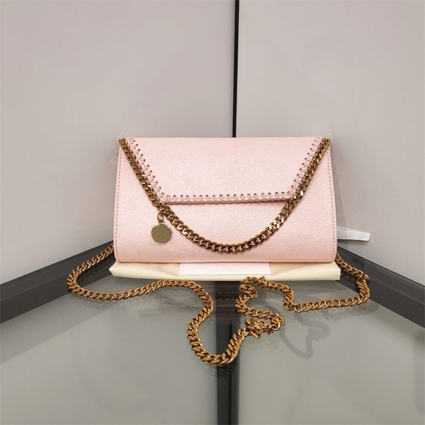 falabella chain bag designer signature hardware edge embossed pattern flip open closed handheld bag for women
falabella chain bag designer signature hardware edge embossed pattern flip open closed handheld bag for women