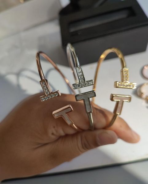 designer bracelet bangle two t opening designer jewelry femme silver set diamond simple love watches women men couple bracelets go5071976, Black
designer bracelet bangle two t opening designer jewelry femme silver set diamond simple love watches women men couple bracelets go5071976, Black